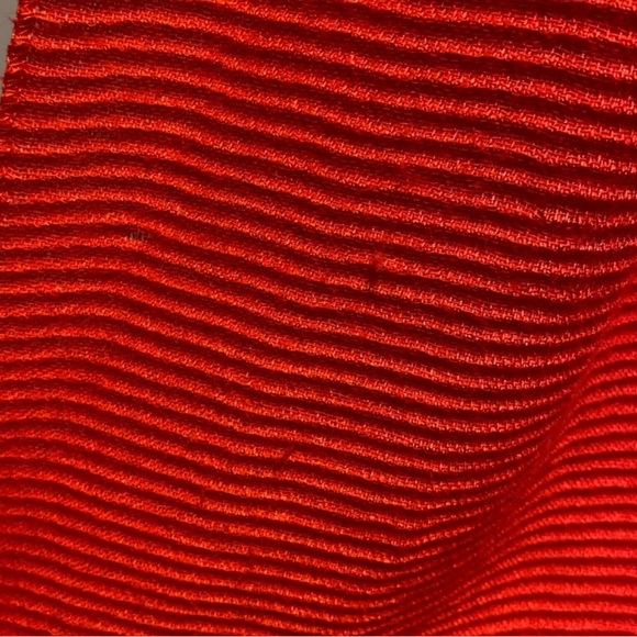 84 Long Red Ribbed Scarf - Picture 8 of 16